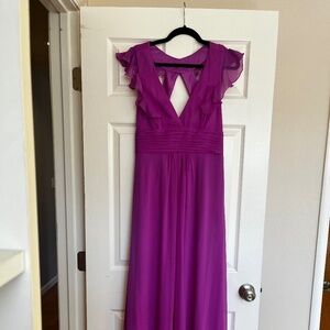 Jessica Simpson Collection, floor length dress in color Berry, size 14